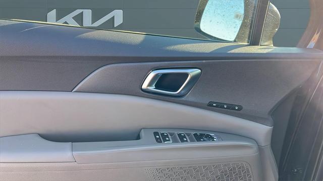 new 2025 Kia Carnival car, priced at $41,097