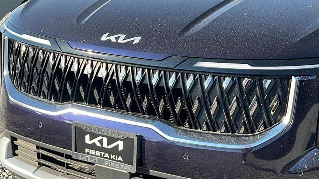 new 2025 Kia Carnival car, priced at $41,097