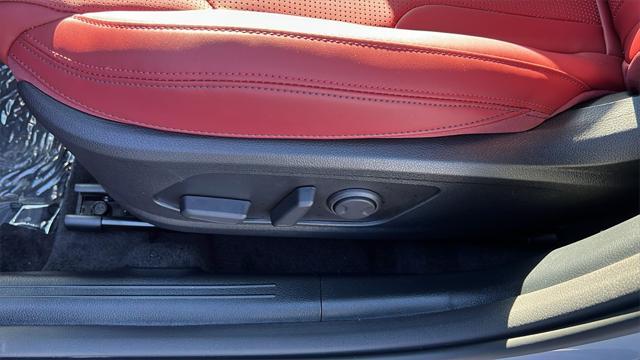 new 2025 Kia K5 car