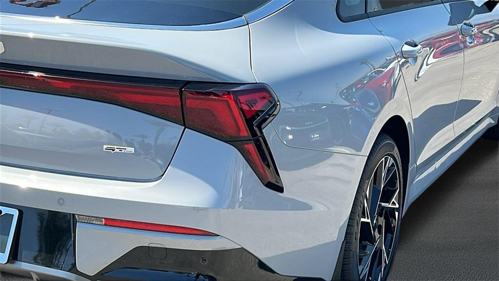 new 2025 Kia K5 car, priced at $30,306