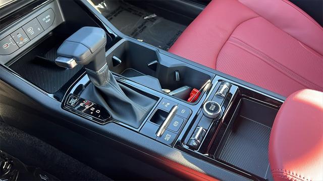 new 2025 Kia K5 car