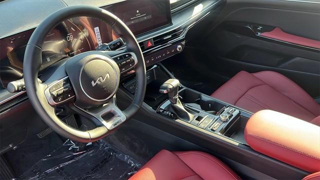 new 2025 Kia K5 car