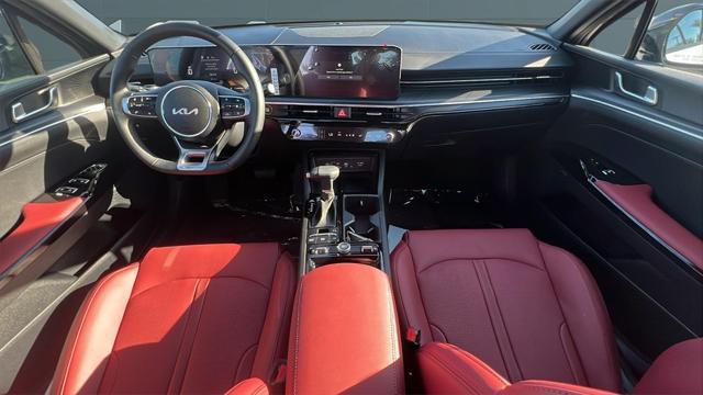 new 2025 Kia K5 car