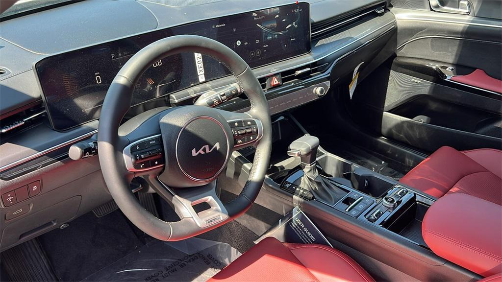 new 2025 Kia K5 car, priced at $30,306