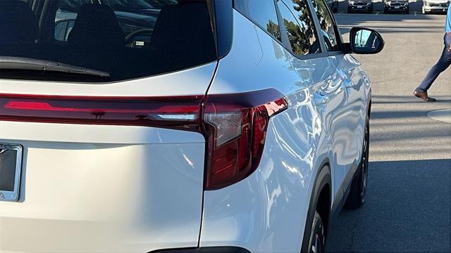 new 2025 Kia Seltos car, priced at $27,230