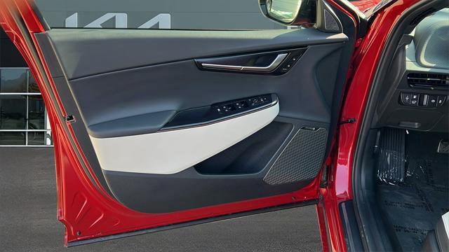 new 2025 Kia EV6 car