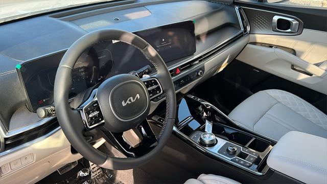 new 2025 Kia Sorento Hybrid car, priced at $49,195
