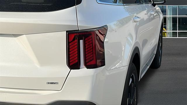 new 2025 Kia Sorento Hybrid car, priced at $49,195