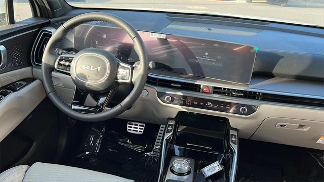 new 2025 Kia Sorento Hybrid car, priced at $49,195