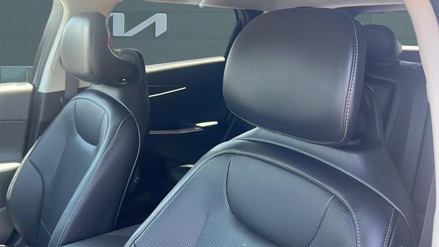 new 2025 Kia EV6 car