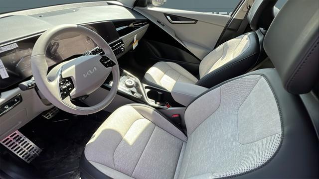 new 2025 Kia Niro EV car