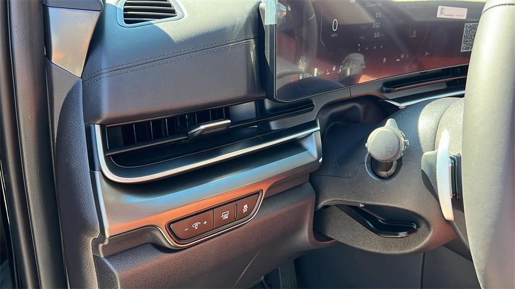 new 2026 Kia Carnival Hybrid car, priced at $51,460