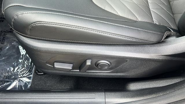 new 2025 Kia Sportage car, priced at $35,300