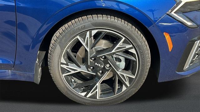 new 2025 Kia K5 car