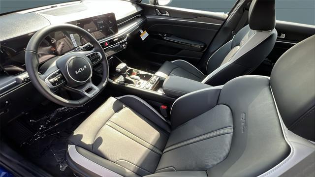 new 2025 Kia K5 car