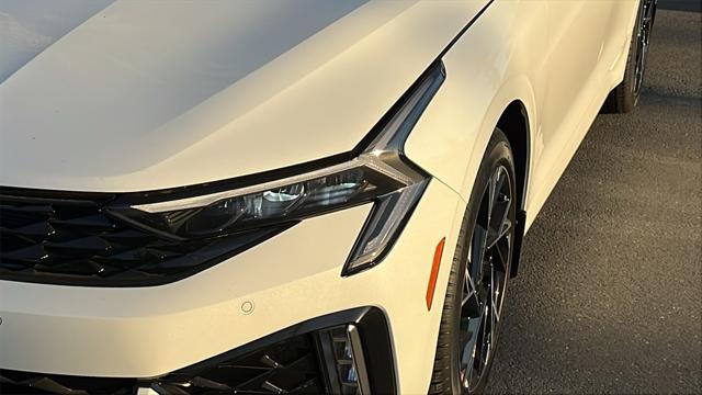 new 2025 Kia K5 car, priced at $30,200