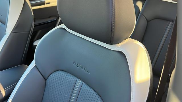 new 2025 Kia K5 car, priced at $30,200