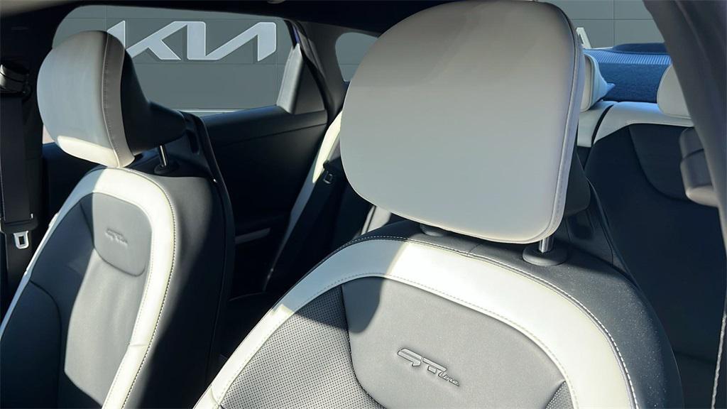 new 2025 Kia K4 car, priced at $31,485