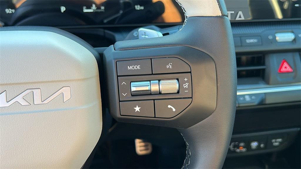 new 2025 Kia K4 car, priced at $31,485