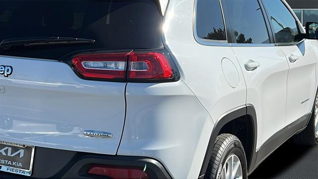 used 2018 Jeep Cherokee car, priced at $14,419