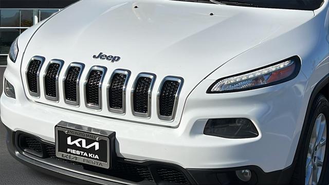 used 2018 Jeep Cherokee car, priced at $14,419