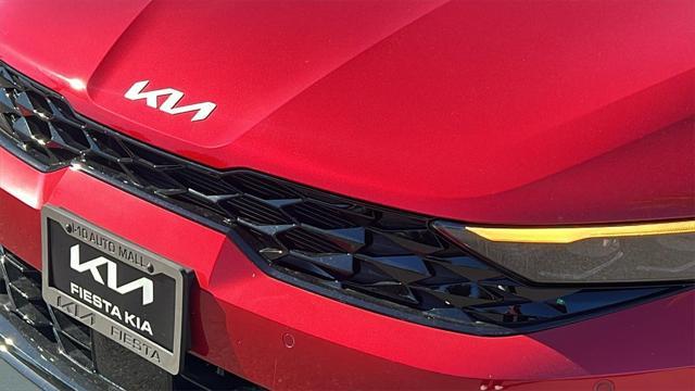 new 2025 Kia K5 car, priced at $30,560