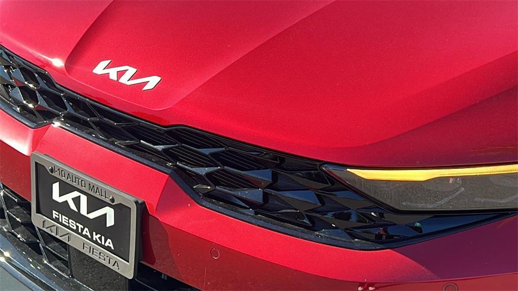 new 2025 Kia K5 car, priced at $27,888