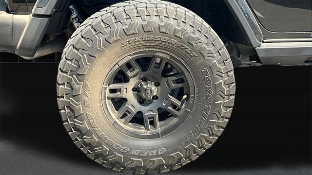 used 2018 Jeep Wrangler Unlimited car, priced at $33,473