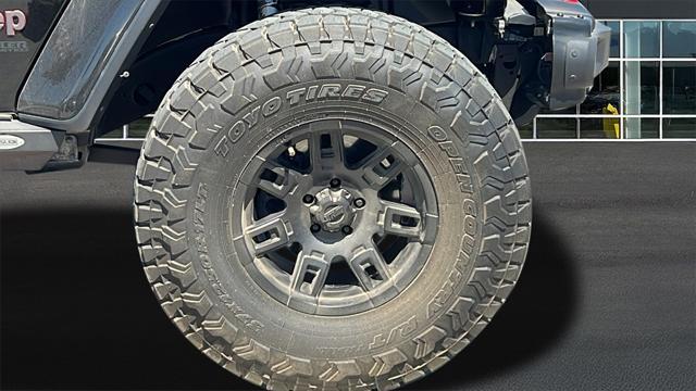 used 2018 Jeep Wrangler Unlimited car, priced at $33,473