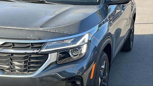 new 2025 Kia Seltos car, priced at $28,275
