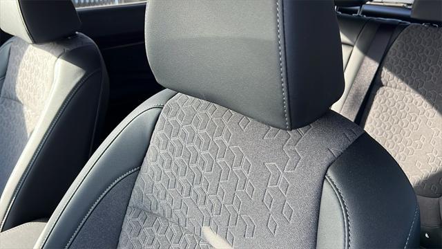 new 2025 Kia Seltos car, priced at $28,275