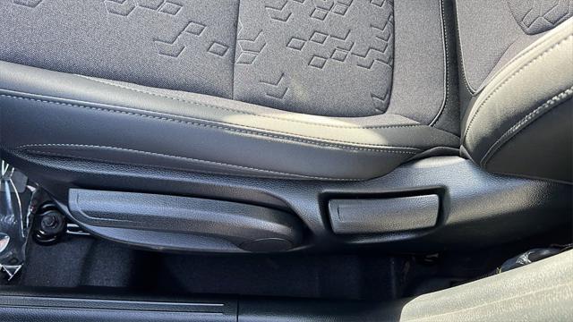 new 2025 Kia Seltos car, priced at $28,275
