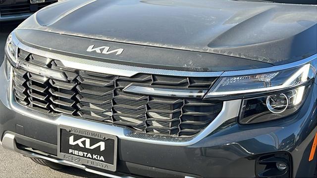 new 2025 Kia Seltos car, priced at $28,275