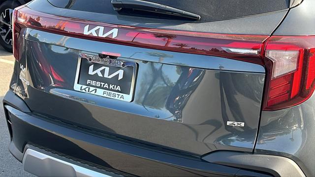 new 2025 Kia Seltos car, priced at $28,275
