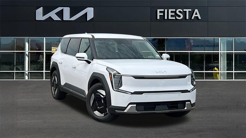 new 2026 Kia EV9 car, priced at $57,370