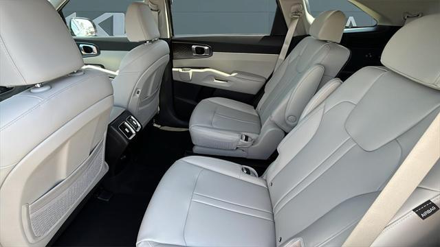 new 2025 Kia Sorento Plug-In Hybrid car, priced at $48,836
