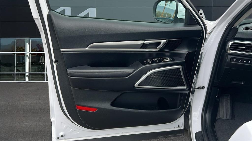 used 2022 Kia Telluride car, priced at $34,740