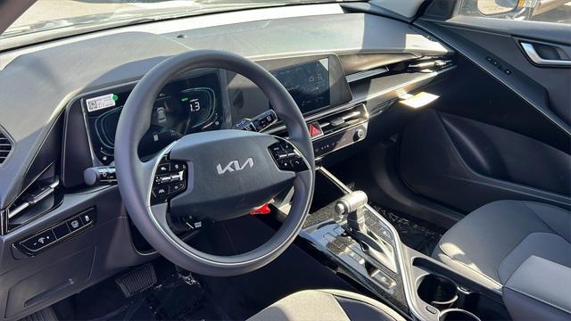new 2025 Kia Niro car, priced at $28,895