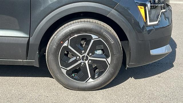 new 2025 Kia Niro car, priced at $28,895