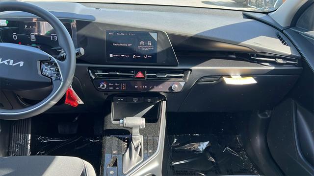 new 2025 Kia Niro car, priced at $28,895