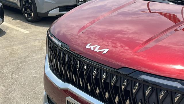 new 2025 Kia Carnival car, priced at $40,160