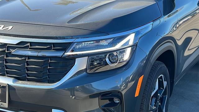 new 2025 Kia Seltos car, priced at $28,155