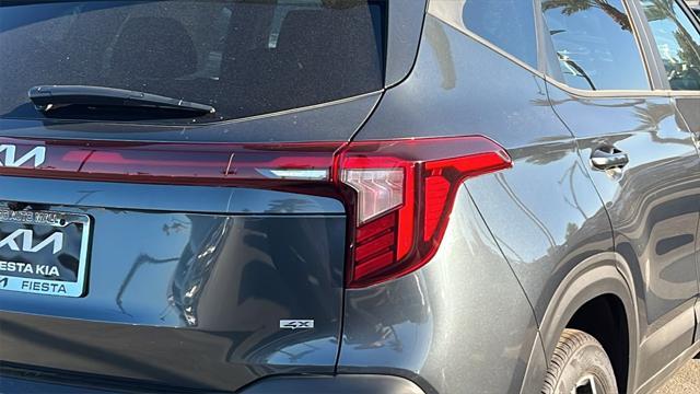 new 2025 Kia Seltos car, priced at $28,155