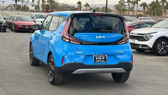 new 2025 Kia Soul car, priced at $26,195