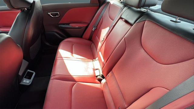 new 2025 Kia K4 car