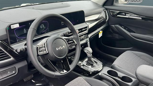 new 2025 Kia Seltos car, priced at $27,230