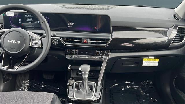 new 2025 Kia Seltos car, priced at $27,230