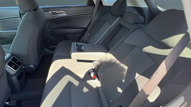 new 2025 Kia Sportage Hybrid car, priced at $30,695