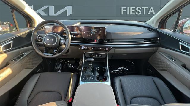 new 2025 Kia Carnival car, priced at $40,565