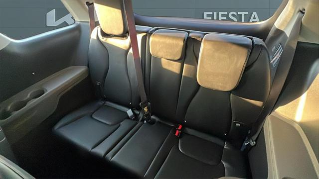 new 2025 Kia Carnival car, priced at $40,565